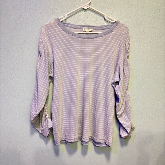 Jane and Delancey Tops - ⭐️ 3/$21 ⭐️Jane and Delancey Blue Stripe Relaxed Long Ruched Sleeve Top Size M